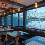 Provisorium13 Hotel Arosa