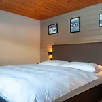 Provisorium13 Hotell Arosa