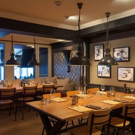 Provisorium13 酒店 阿罗萨