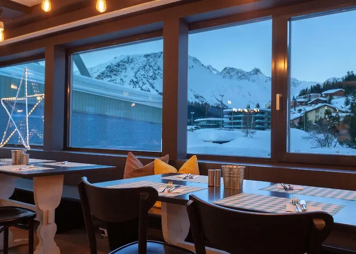 Provisorium13 Otel Arosa