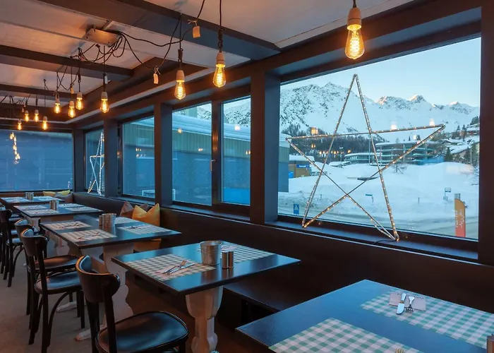 Provisorium13 Otel Arosa